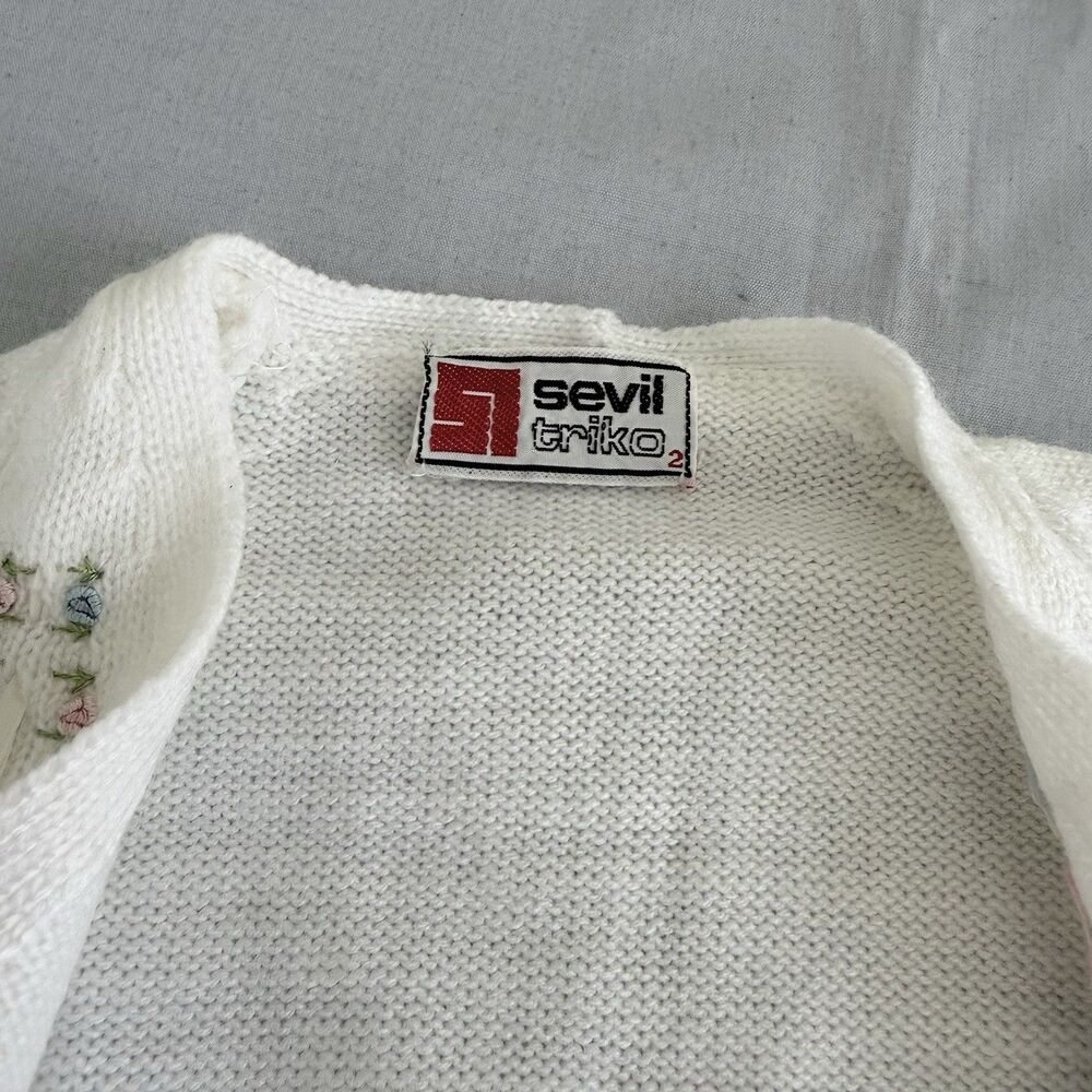 Vintage Sevil Triko Girls 2T Cardigan Double Breasted Sweater Embroidery Flowers - Picture 13 of 14